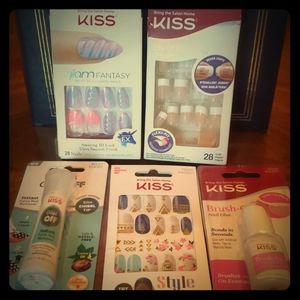 Lot of Kiss Nail Products Glue-on Unicorn Cute